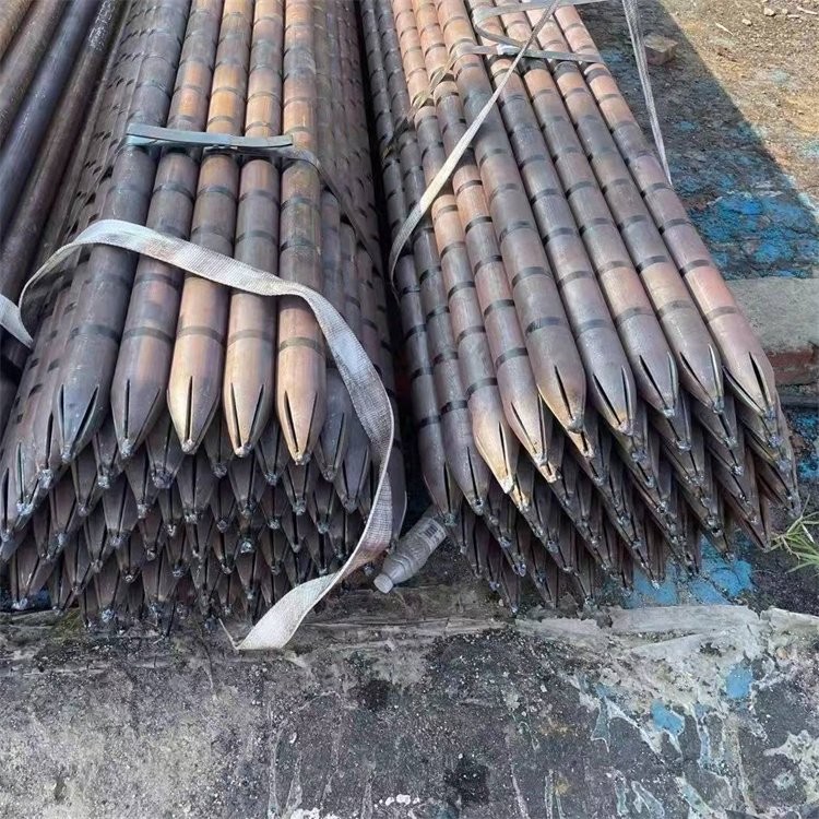 磐石管棚支护管周围如何注浆